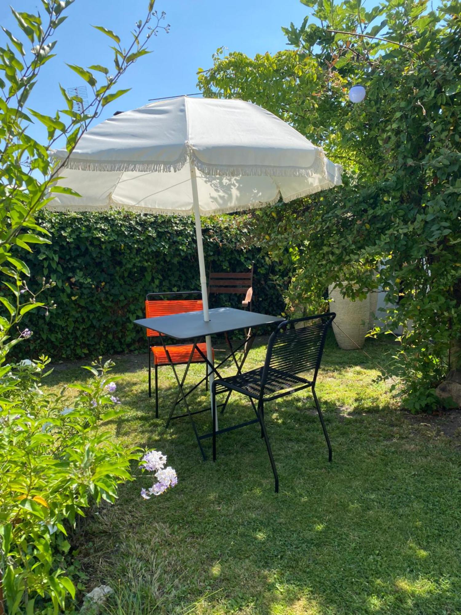 Le 5 Bis Bed & Breakfast Mornac-sur-Seudre Exterior photo